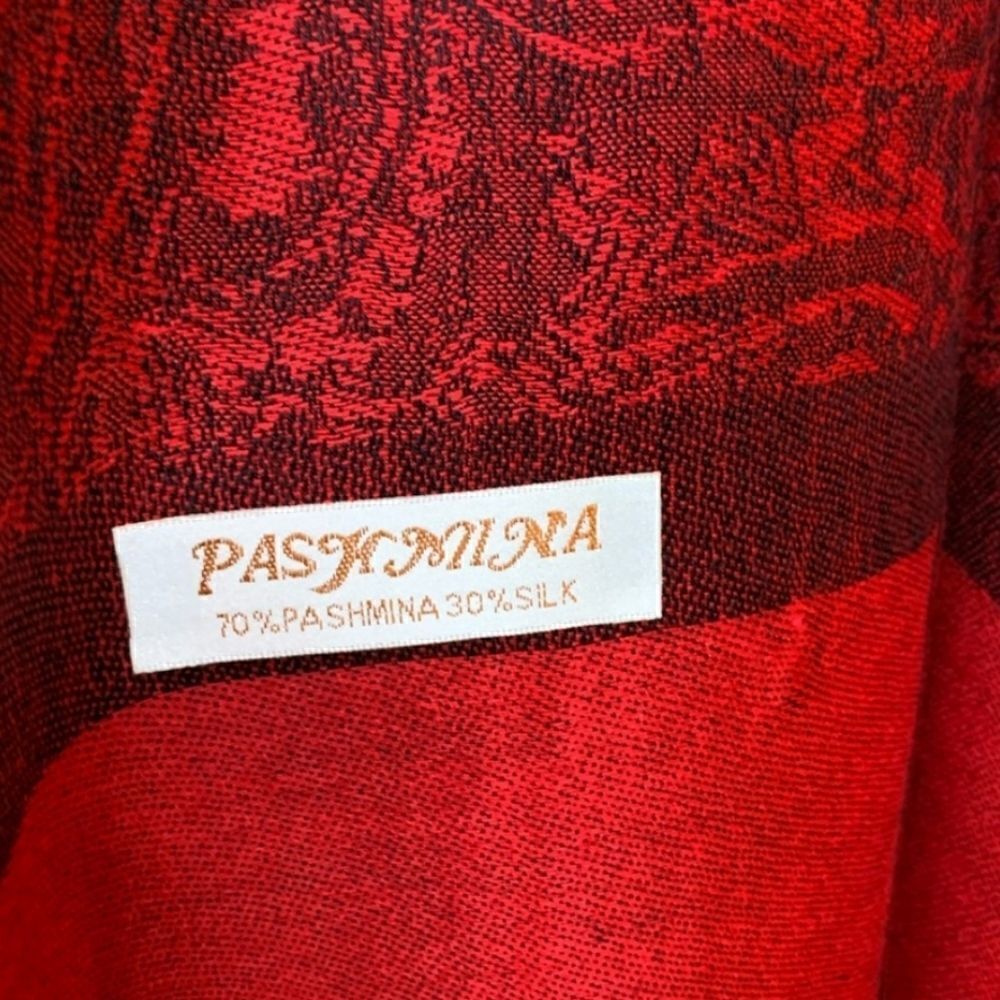 NWOT Beautiful Silk Blend Red & Black Pashmina - Picture 5 of 5